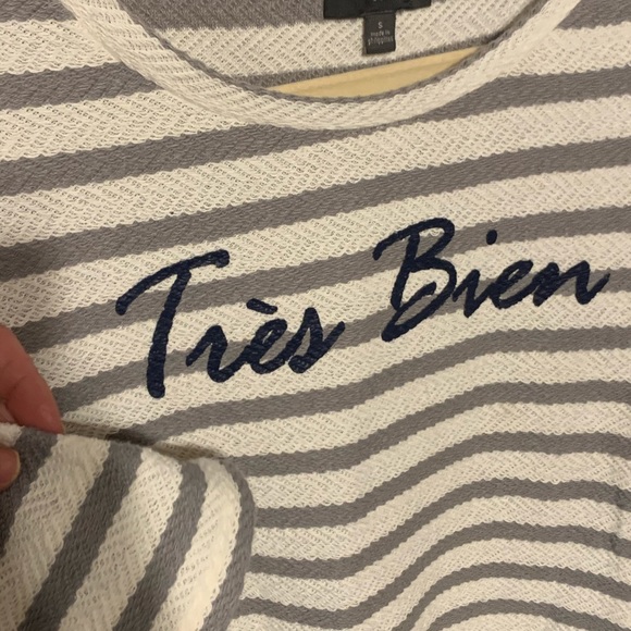 SOLD S Très Bien textured striped lightweight top - Picture 4 of 9